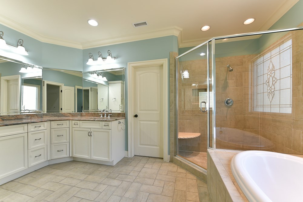 6016 Sarahcreek Court Raleigh, NC 27607 - Photo 26 of 30 Photo 26