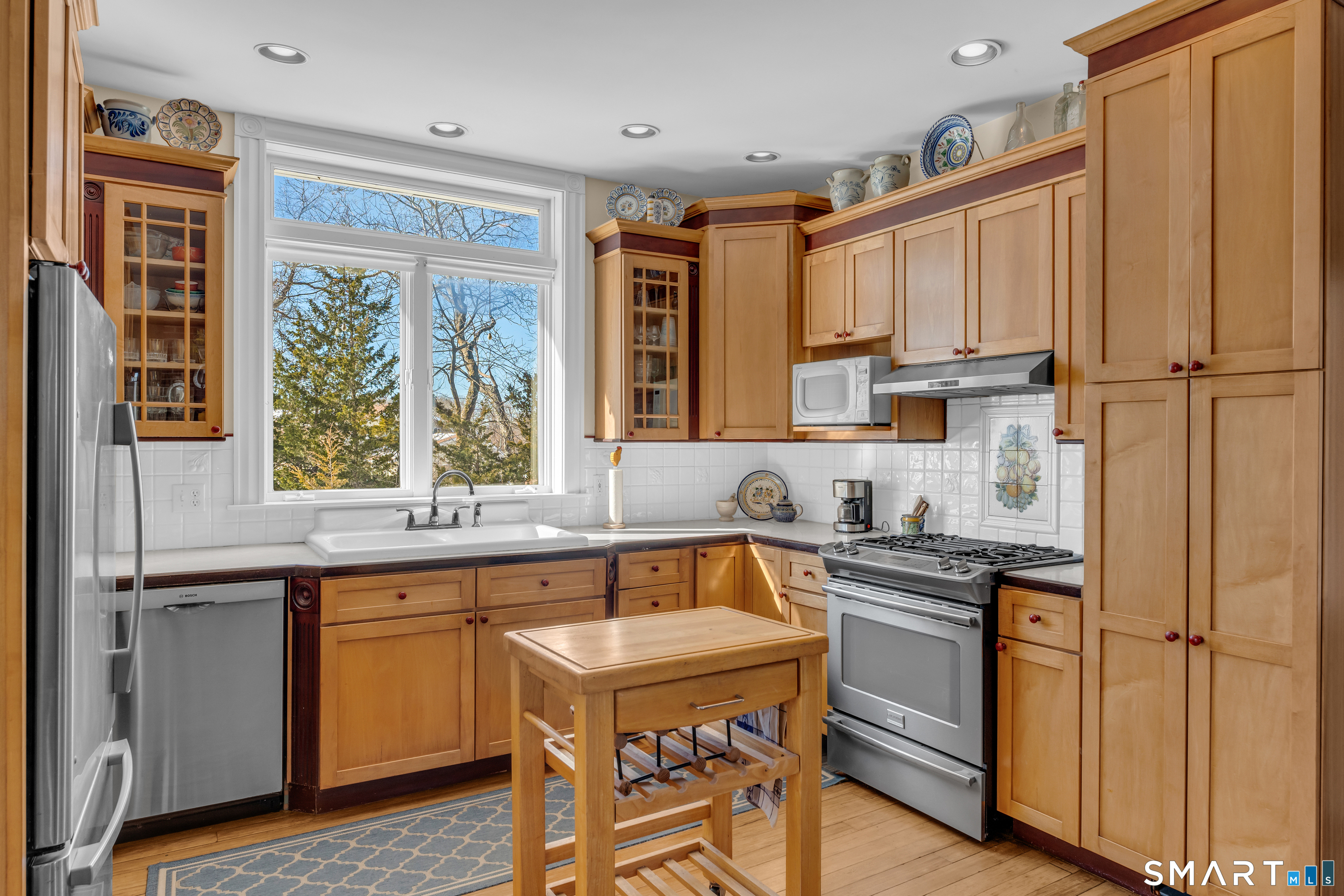 178 West Main Street Clinton, CT 06413 - Photo 11 of 31