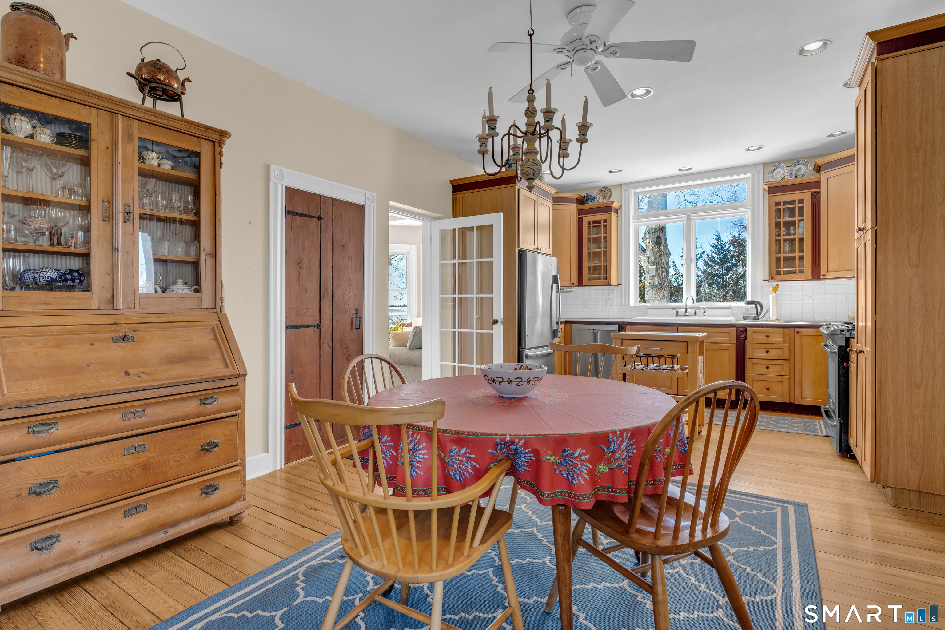 178 West Main Street Clinton, CT 06413 - Photo 12 of 31