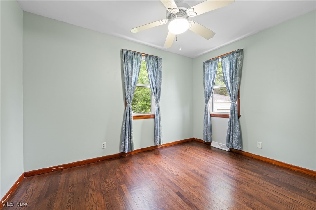 5959 Highland Road Highland Heights, OH 44143 - Photo 11 of 33 Bedroom 1