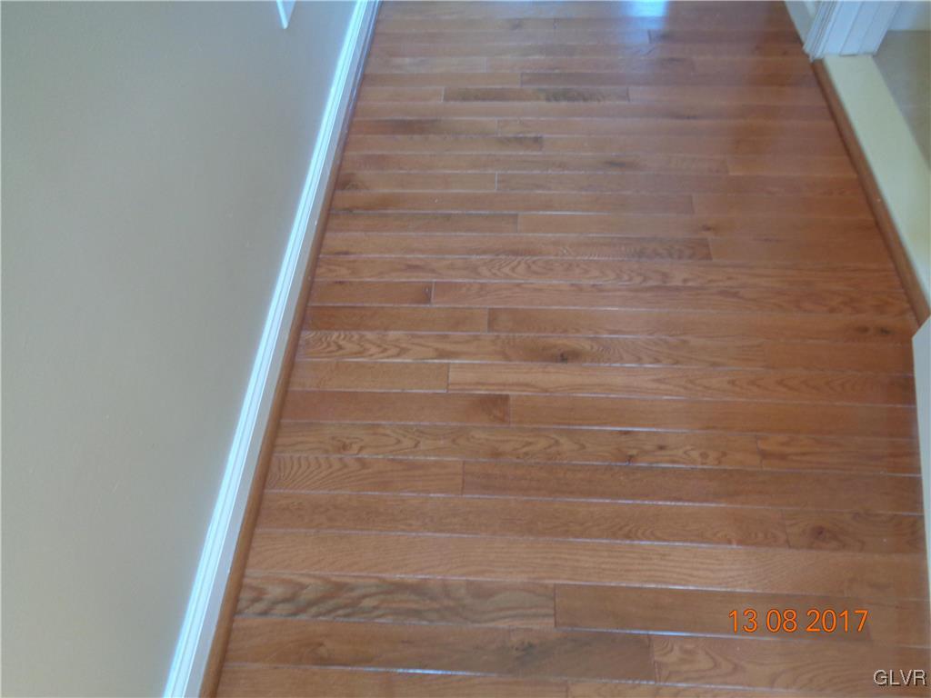 115 Lower Way Road Easton, PA 18045 - Photo 5 of 39 Gallery Image 5