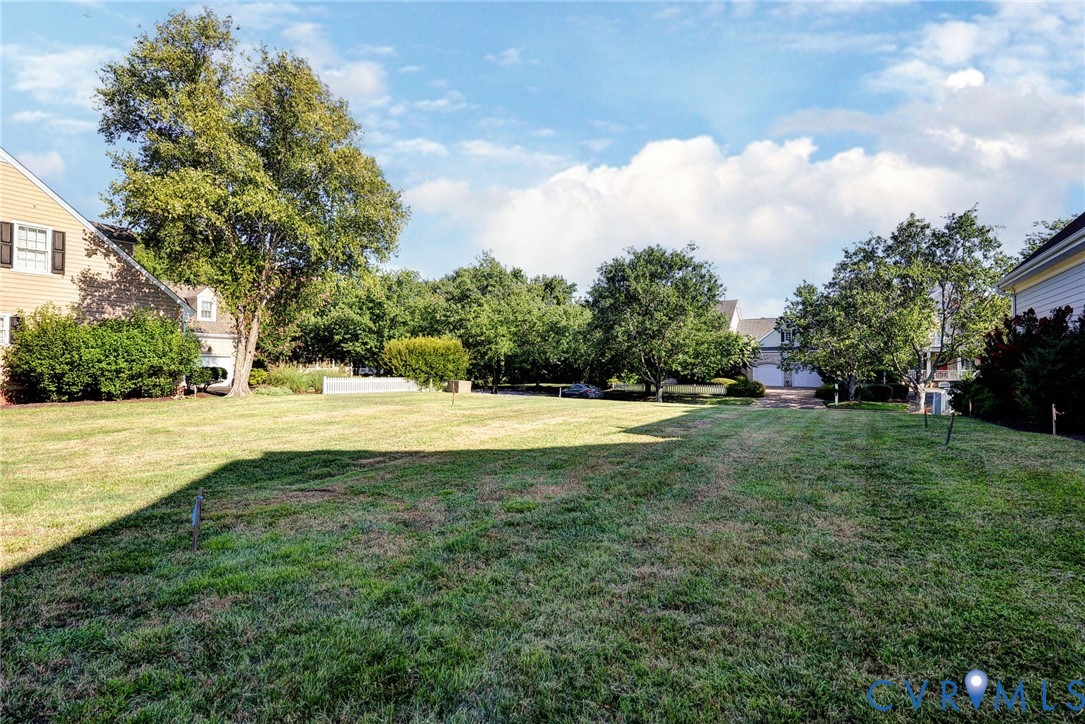 1540 Harbor Road Williamsburg, VA 23185 - Photo 8 of 50 a view of yard with green space