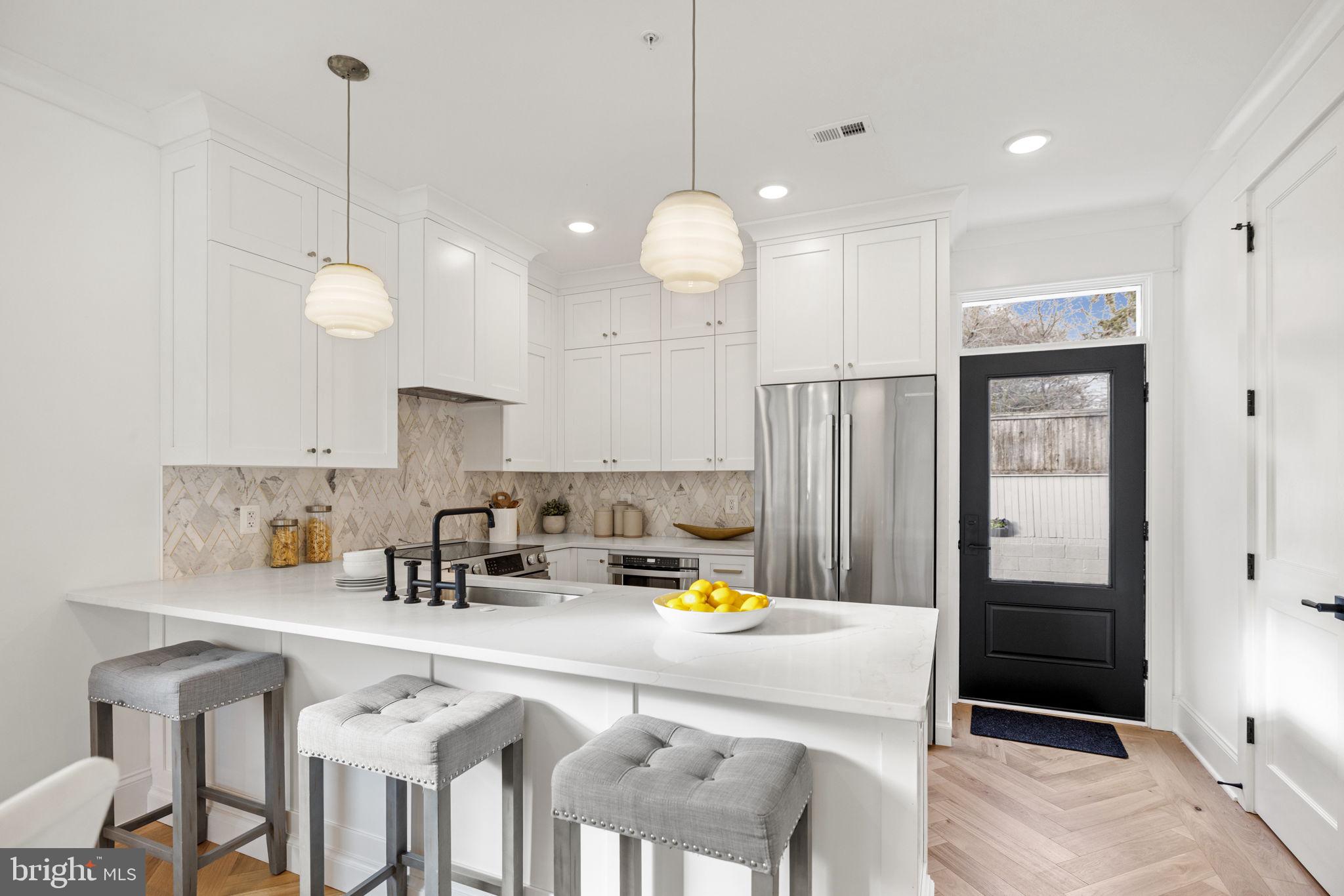 507 Park Road Northwest, Unit A Washington, DC 20010 - Photo 6 of 34 Gallery Image 6