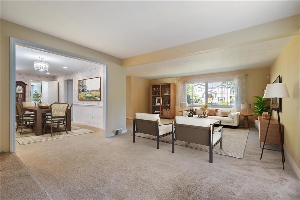 447 Oliver Road Sewickley, PA 15143 - Photo 6 of 25 Living/Dining Rooms