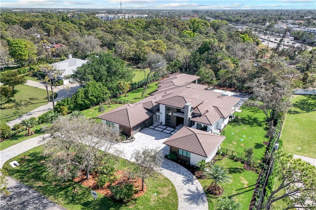 18 Caribbean Road Naples, FL 34108 - Photo 3 of 45