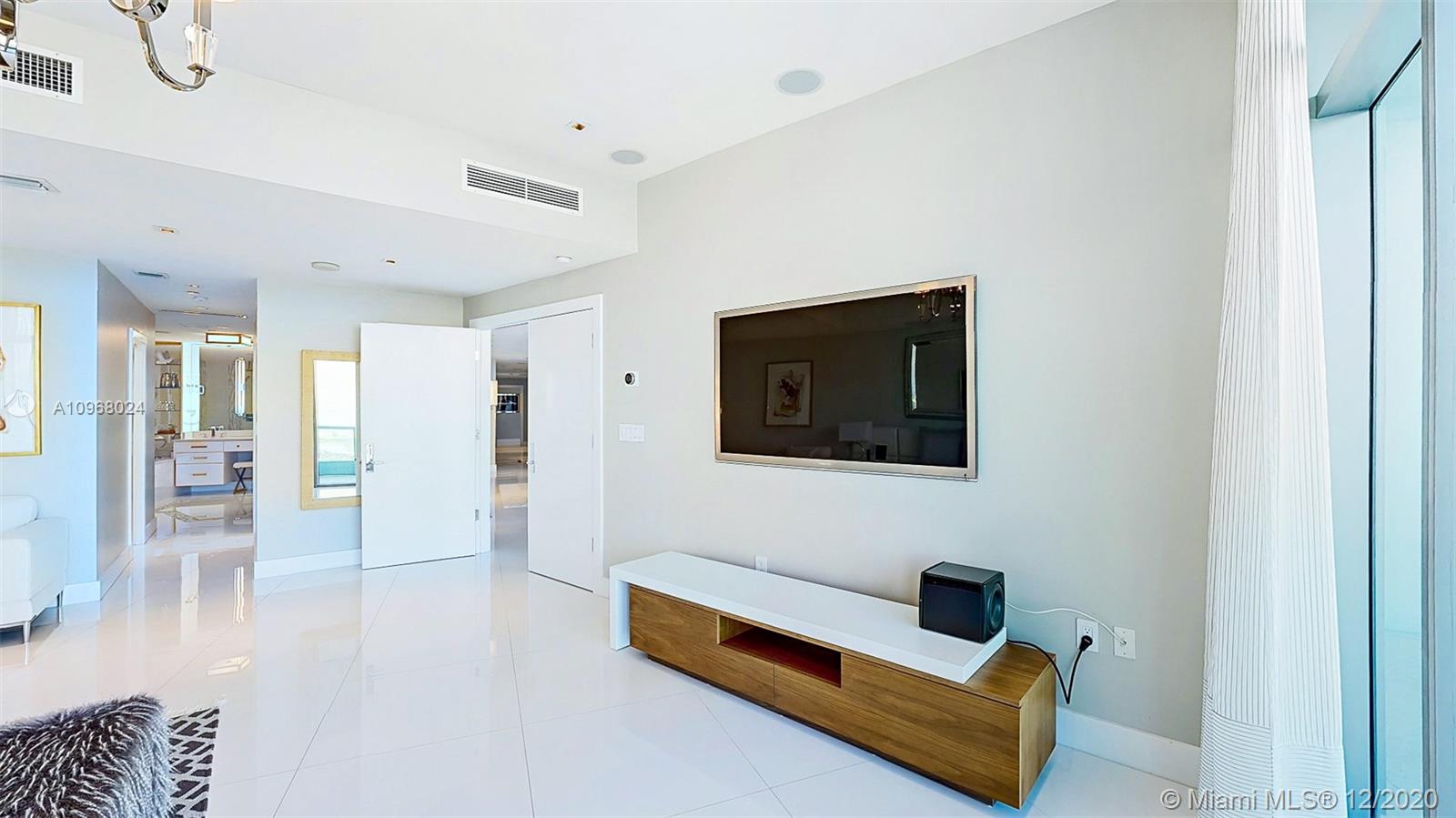 900 Biscayne Boulevard, Unit PH6307 Miami, FL 33132 - Photo 21 of 41