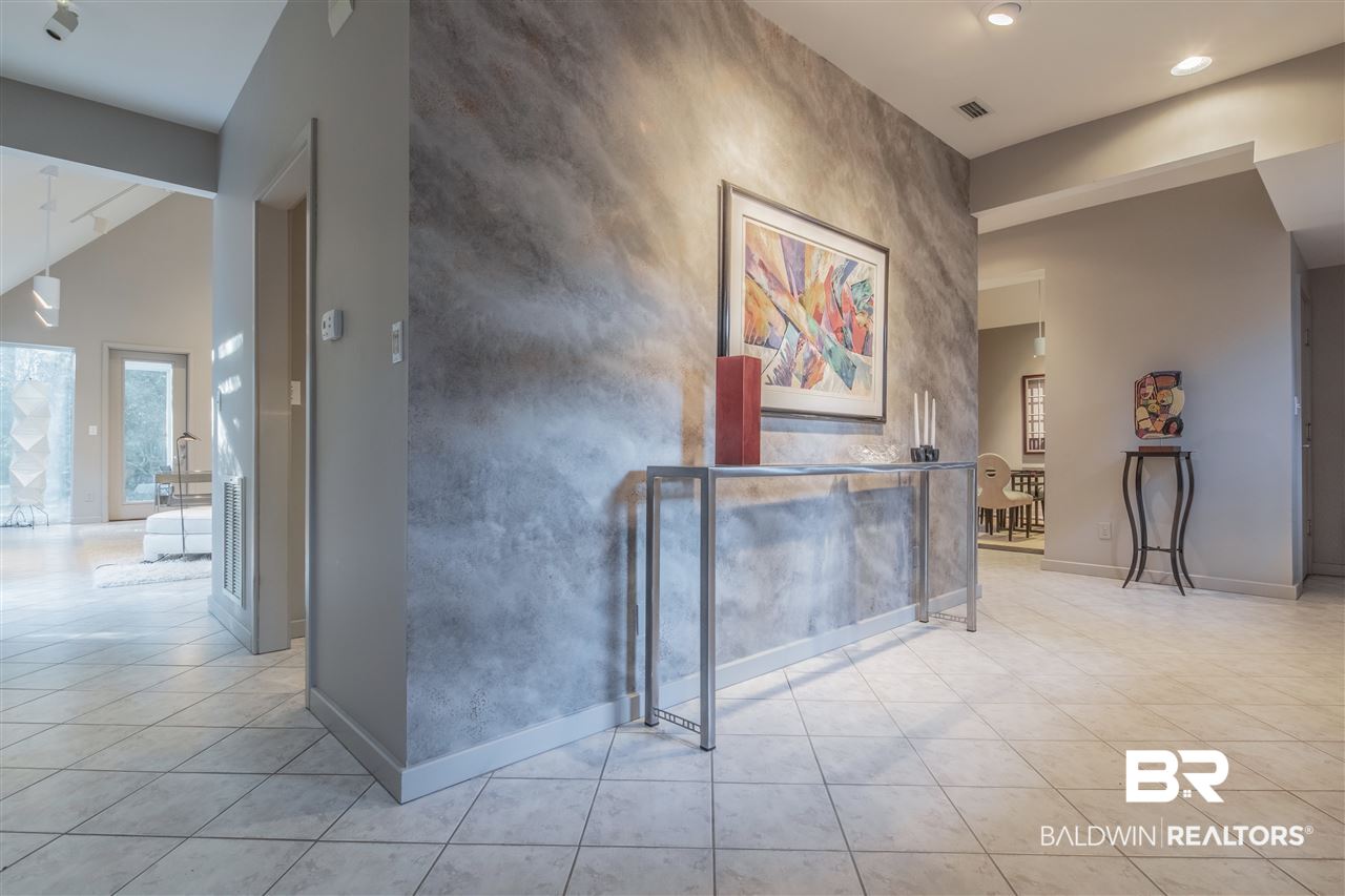 610 Van Avenue Daphne, AL 36526 - Photo 3 of 36 Foyer