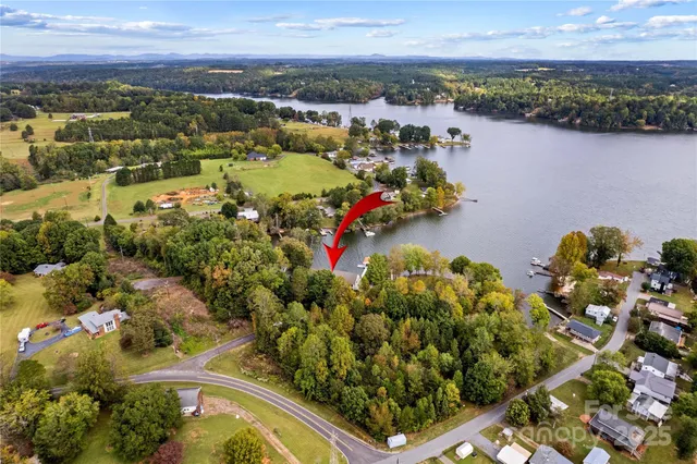 $790,000 | 4322 Circle Drive, Claremont, NC 28610