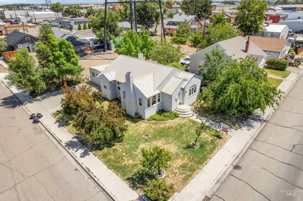 $330,000 | 191 Southwest 5th Avenue, Ontario, OR 97914