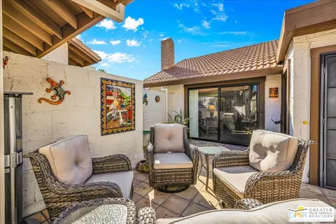 $499,000 | 2247 East Miramonte Circle, Unit C, Palm Springs, CA 92264