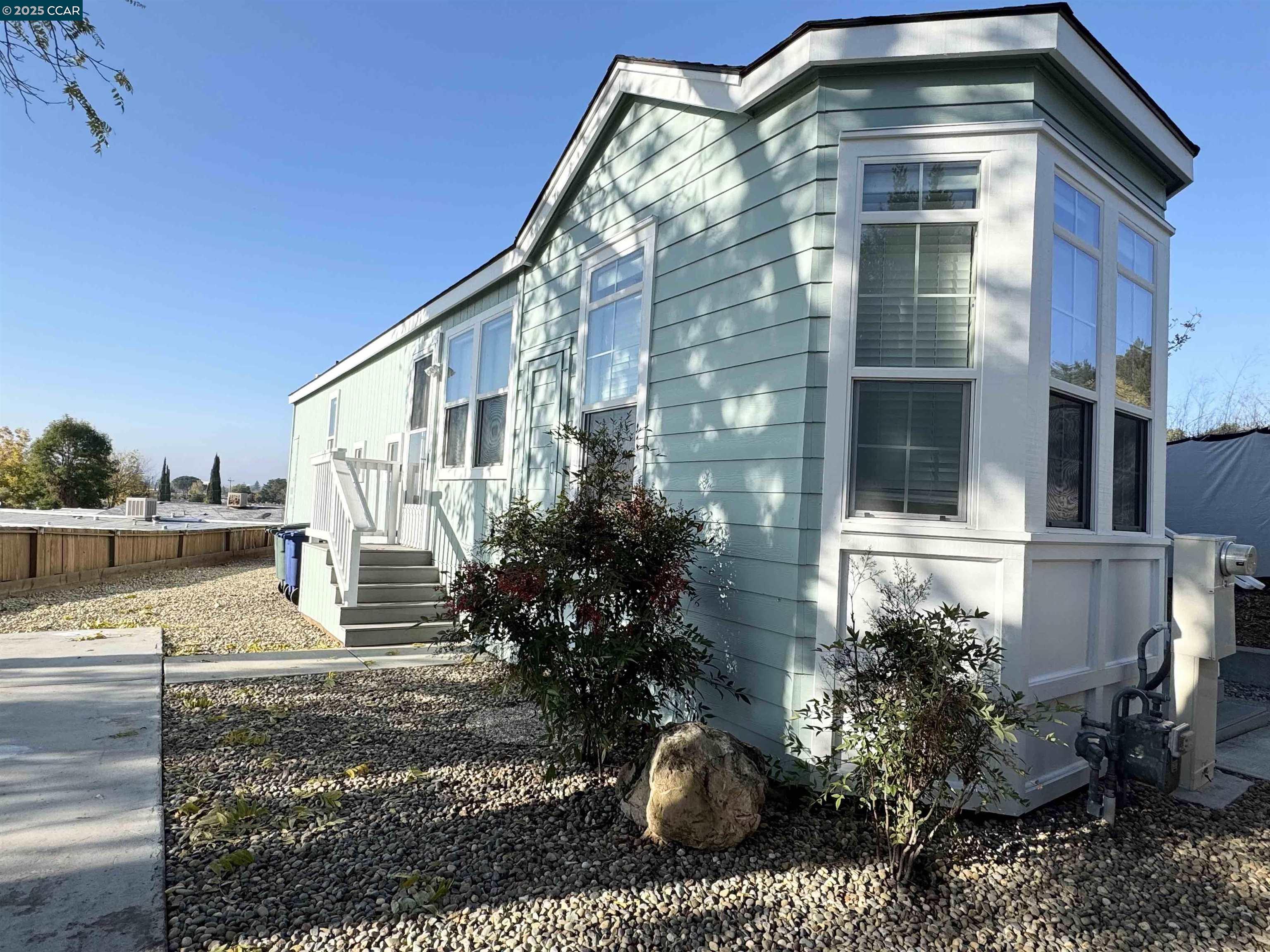 91 Terrace Court Concord, CA 94518 - Photo 4 of 26