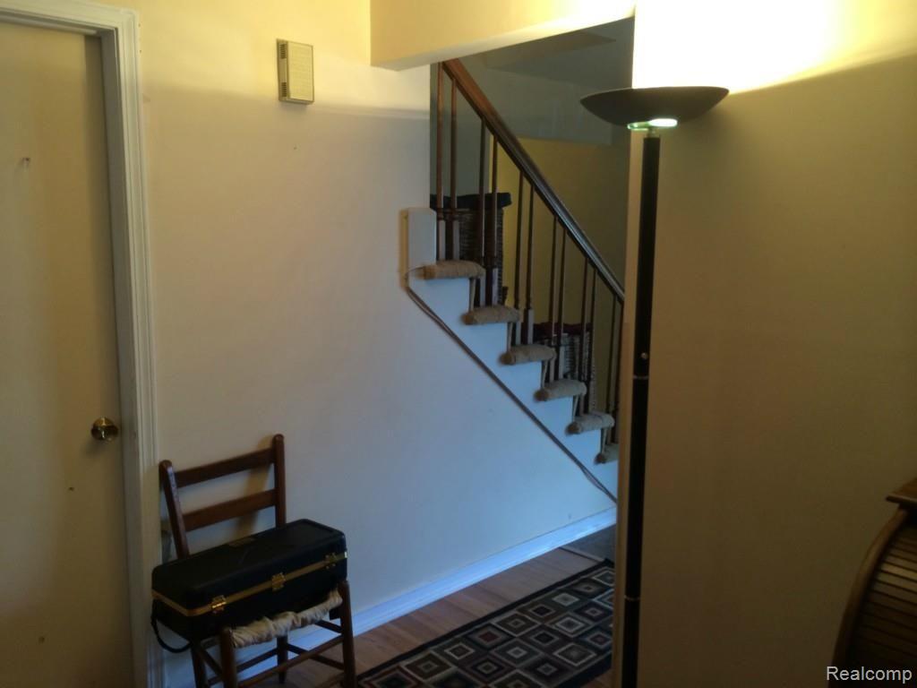 1186 Wreckenridge Road Flint, MI 48532 - Photo 30 of 33 photo 5 (1).jpg