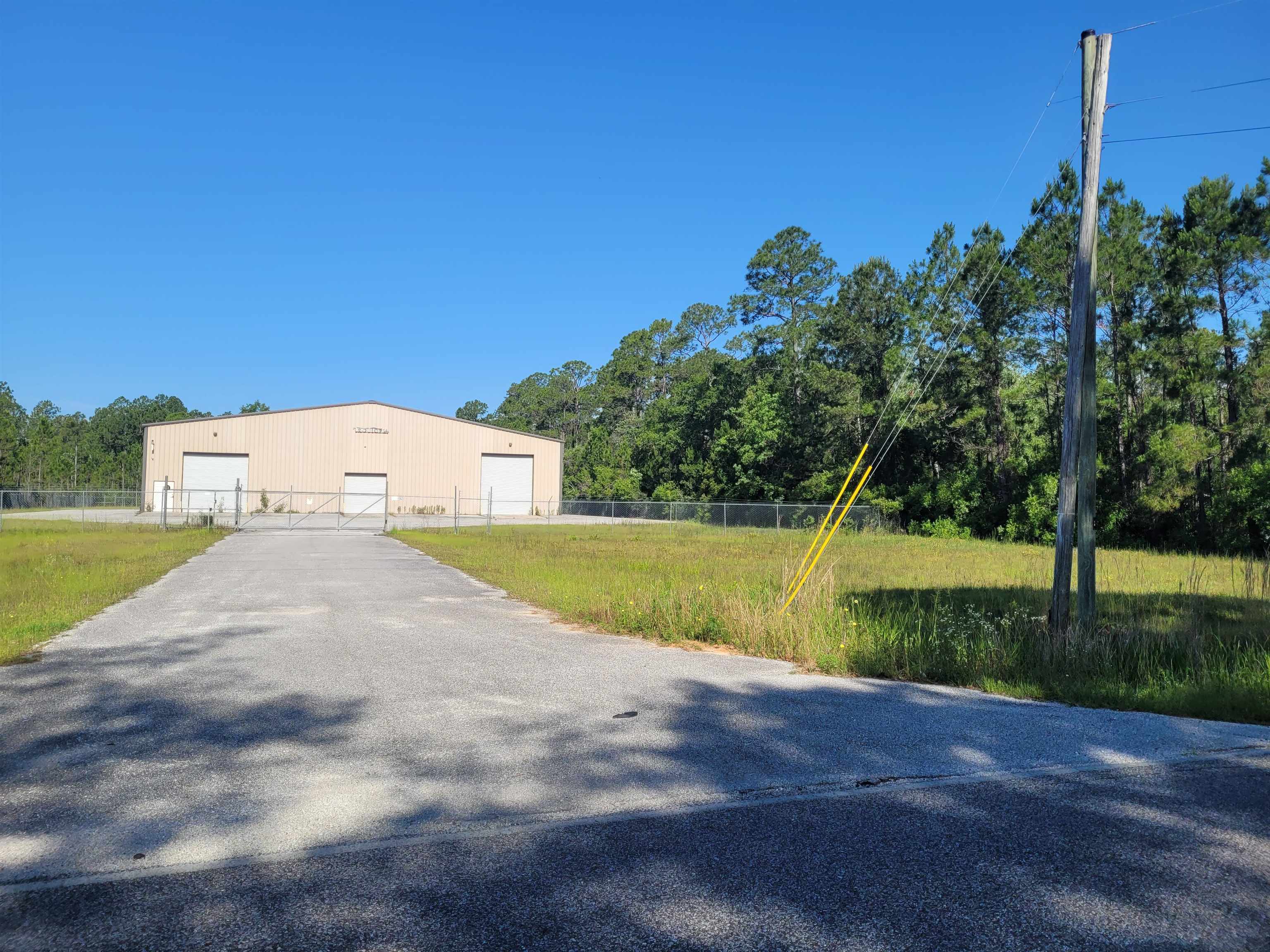 11675 Mary Ann Bch Road Fairhope, AL 36532 - Photo 4 of 8 NEIGHBORING PROPERTY