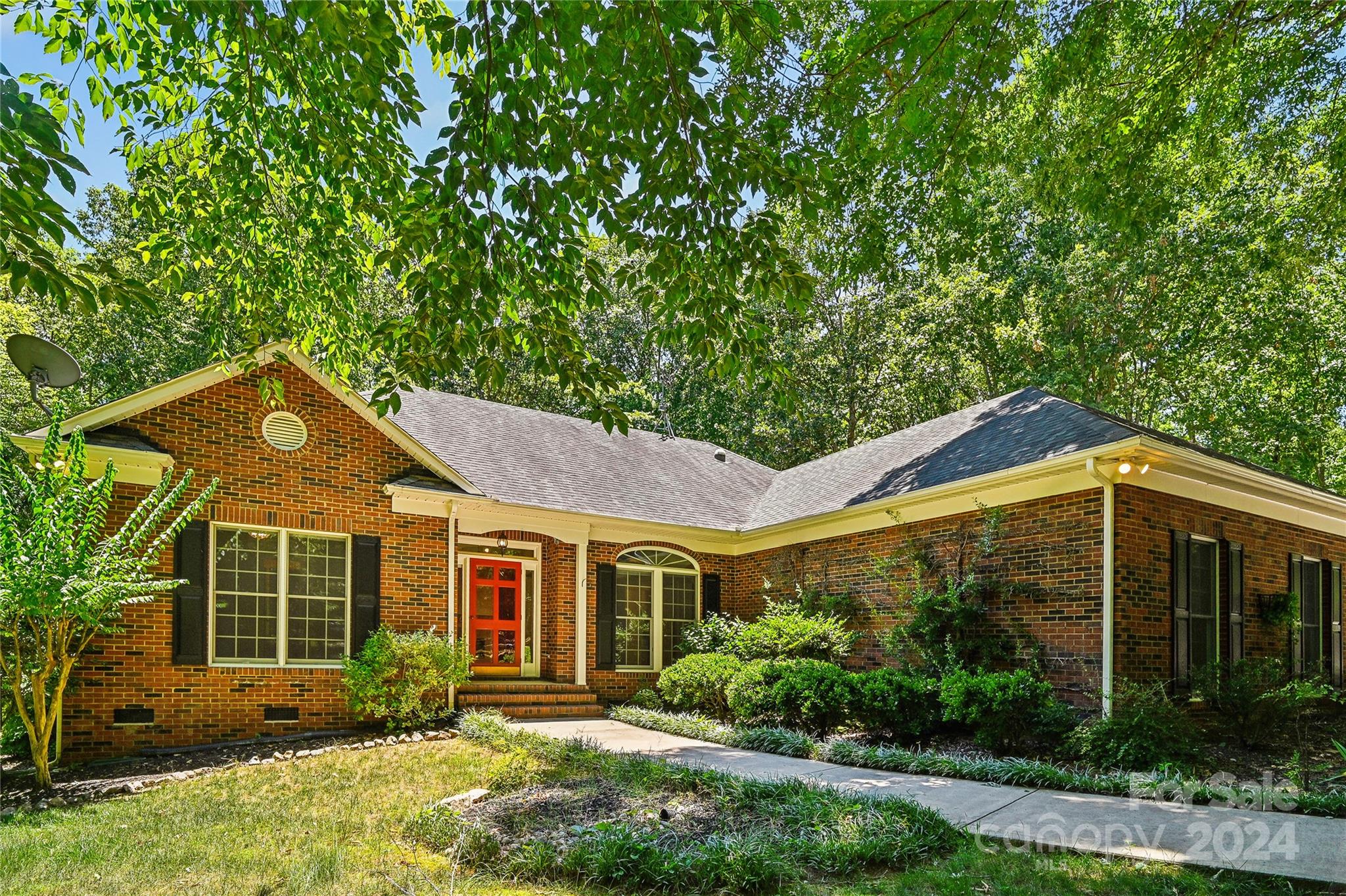 6715 Newman Road Waxhaw, NC 28173 - Photo 2 of 27 Gallery Image 2