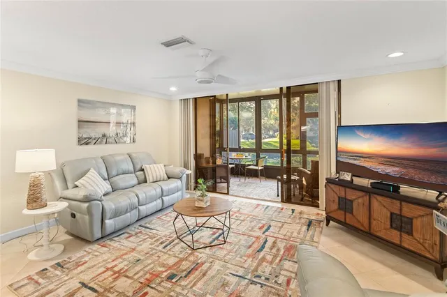 $289,999 | 4611 Carambola Circle South, Unit 27228, Coconut Creek, FL 33066