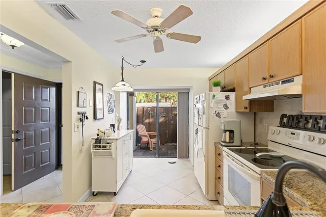 $289,999 | 4611 Carambola Circle South, Unit 27228, Coconut Creek, FL 33066