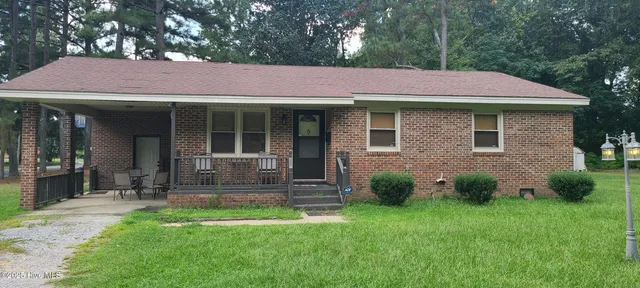 $75,000 | 216 East Troy Street, Ahoskie, NC 27910