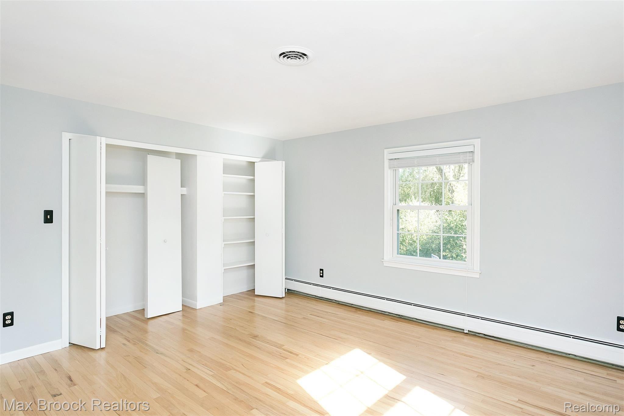 5437 Lahser Road Bloomfield Hills, MI 48304 - Photo 17 of 34 Lahser-23.jpg