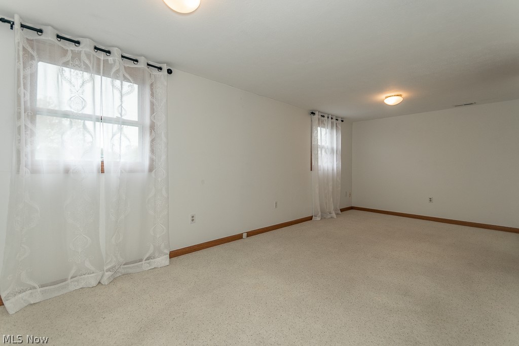 29829 Arthur Road Wickliffe, OH 44092 - Photo 26 of 35 Gallery Image 26