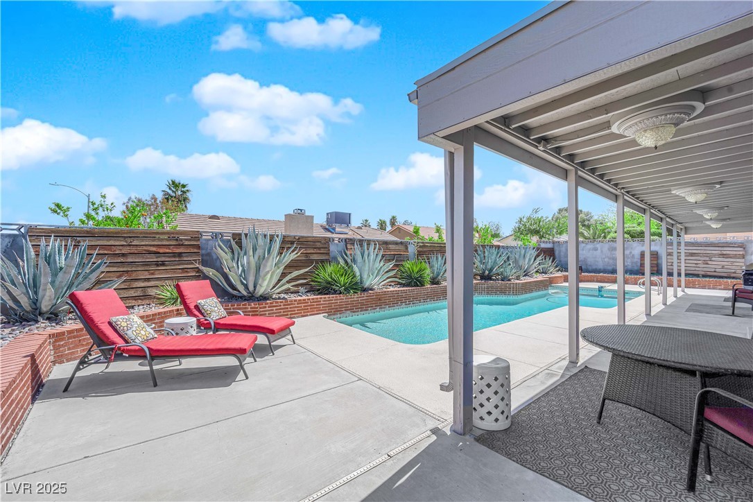 148 Triberg Court Henderson, NV 89074 - Photo 23 of 27
