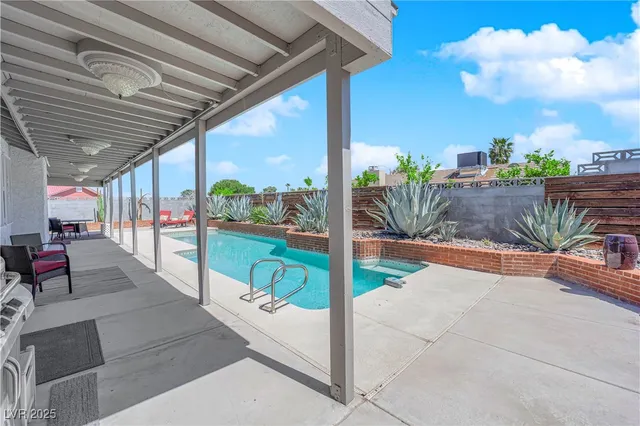 $3,900 | 148 Triberg Court, Henderson, NV 89074