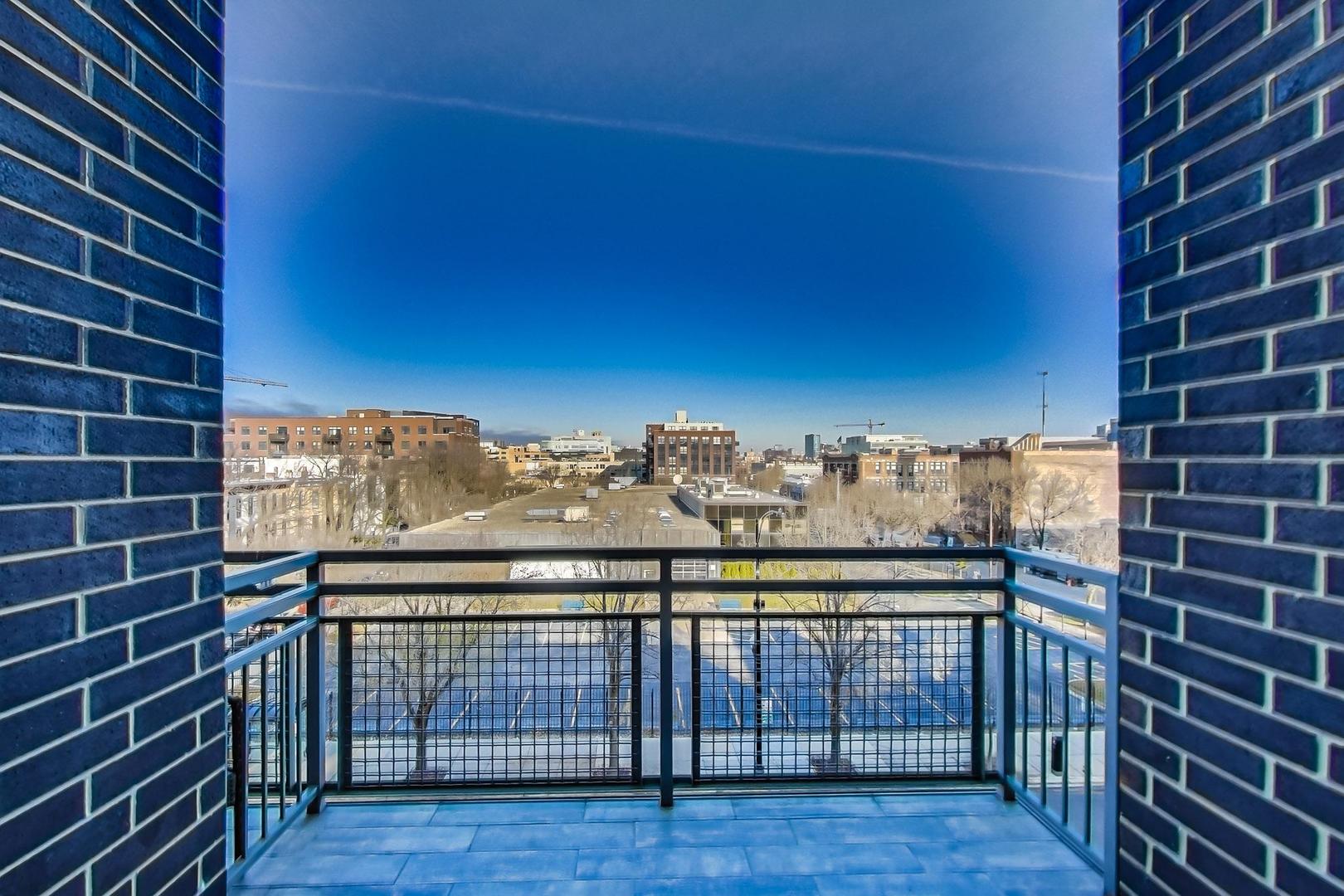 1249 West Madison Street, Unit 302 Chicago, IL 60607 - Photo 15 of 18