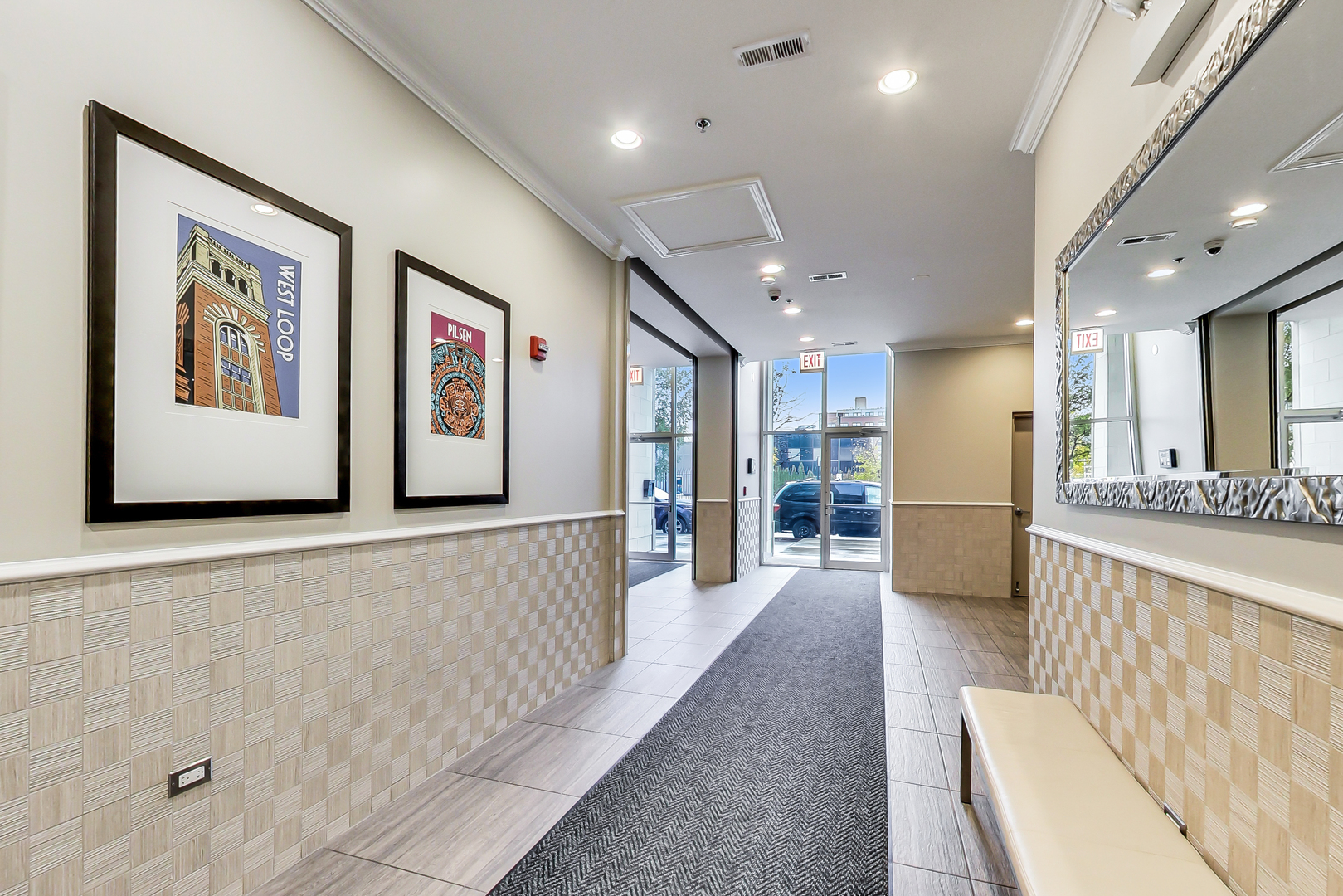 1249 West Madison Street, Unit 302 Chicago, IL 60607 - Photo 2 of 18