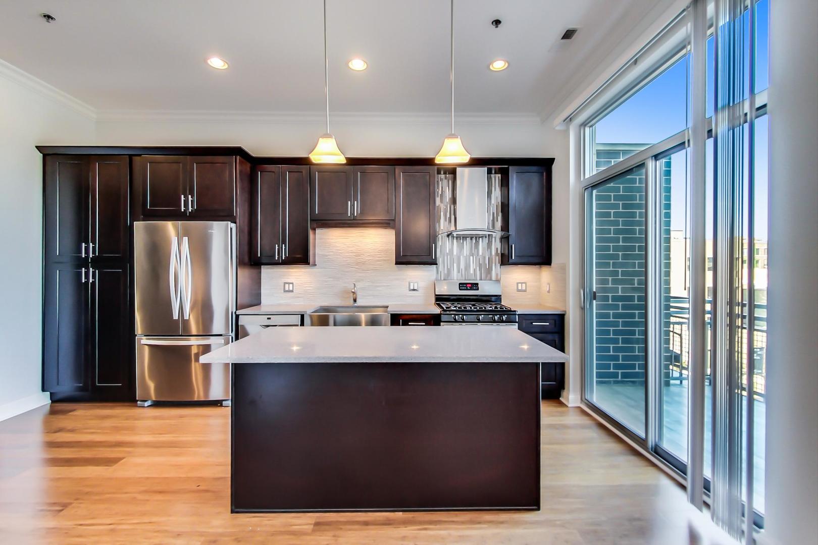 1249 West Madison Street, Unit 302 Chicago, IL 60607 - Photo 5 of 18