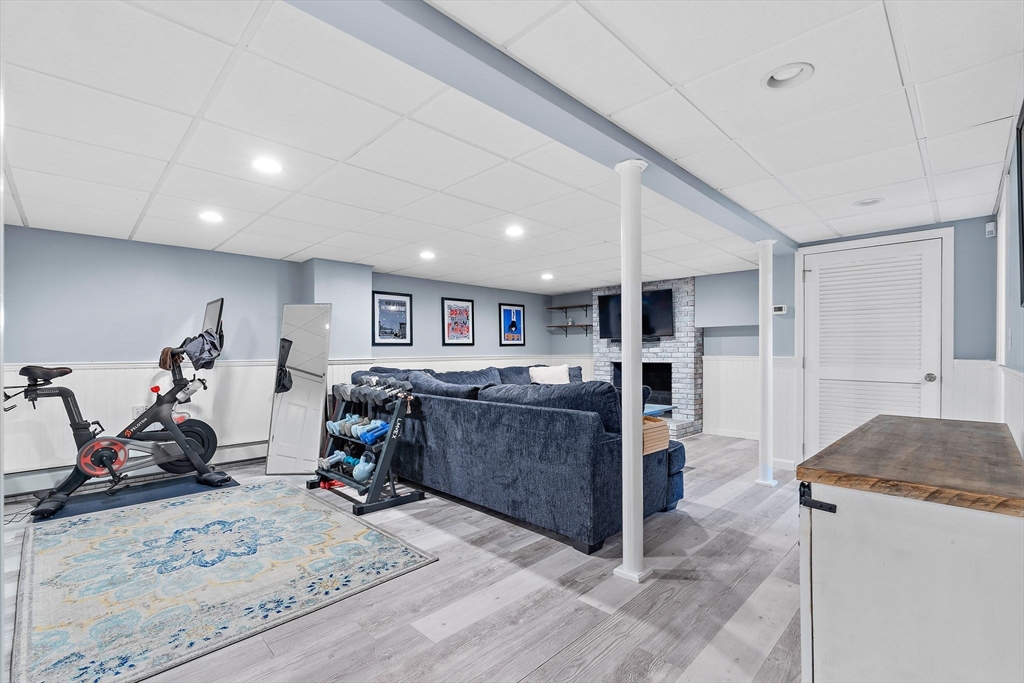37 Angelo Street Worcester, MA 01604 - Photo 32 of 40
