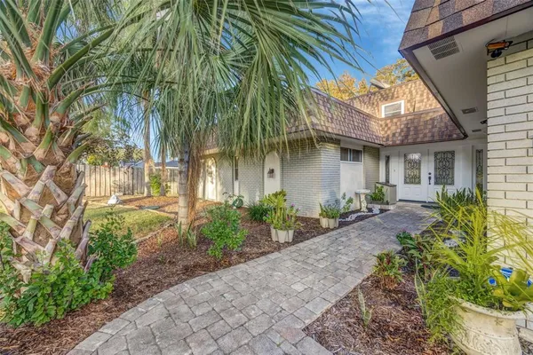 $759,000 | 18405 Tomlinson Drive, Lutz, FL 33549