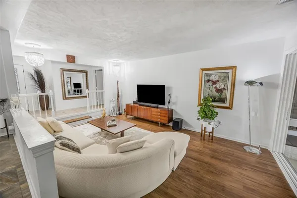 $759,000 | 18405 Tomlinson Drive, Lutz, FL 33549