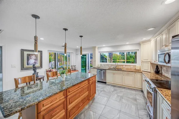 $759,000 | 18405 Tomlinson Drive, Lutz, FL 33549
