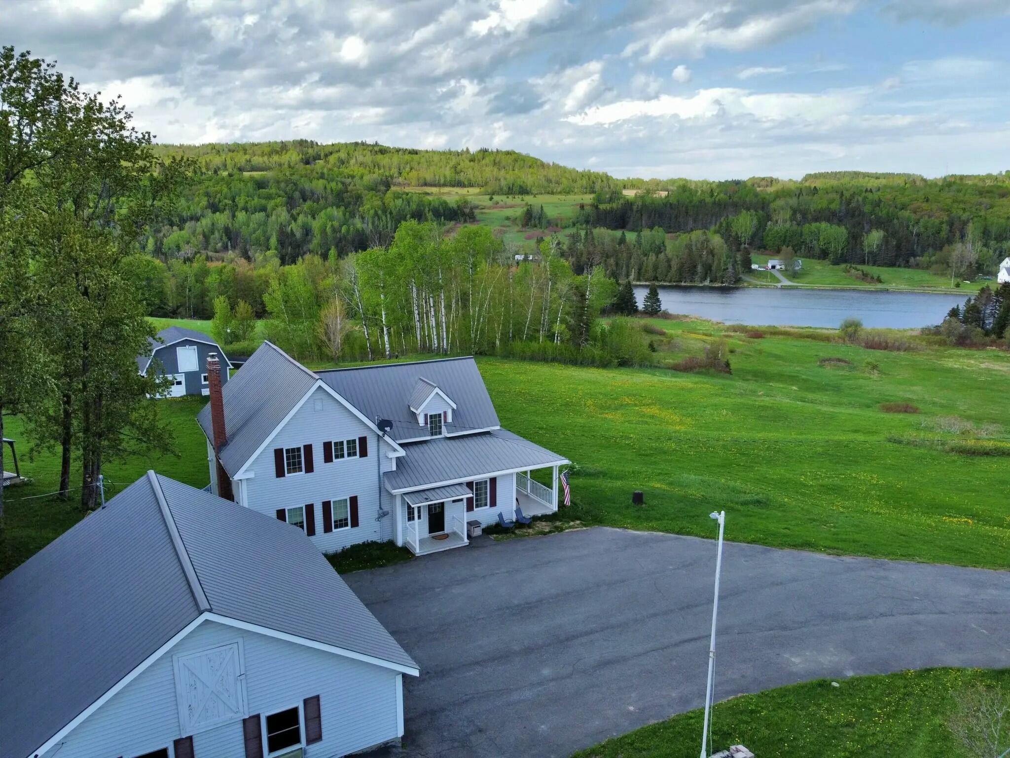 1692 Caribou Road New Canada, ME 04743 - Photo 2 of 27 tempImageg8Uozv