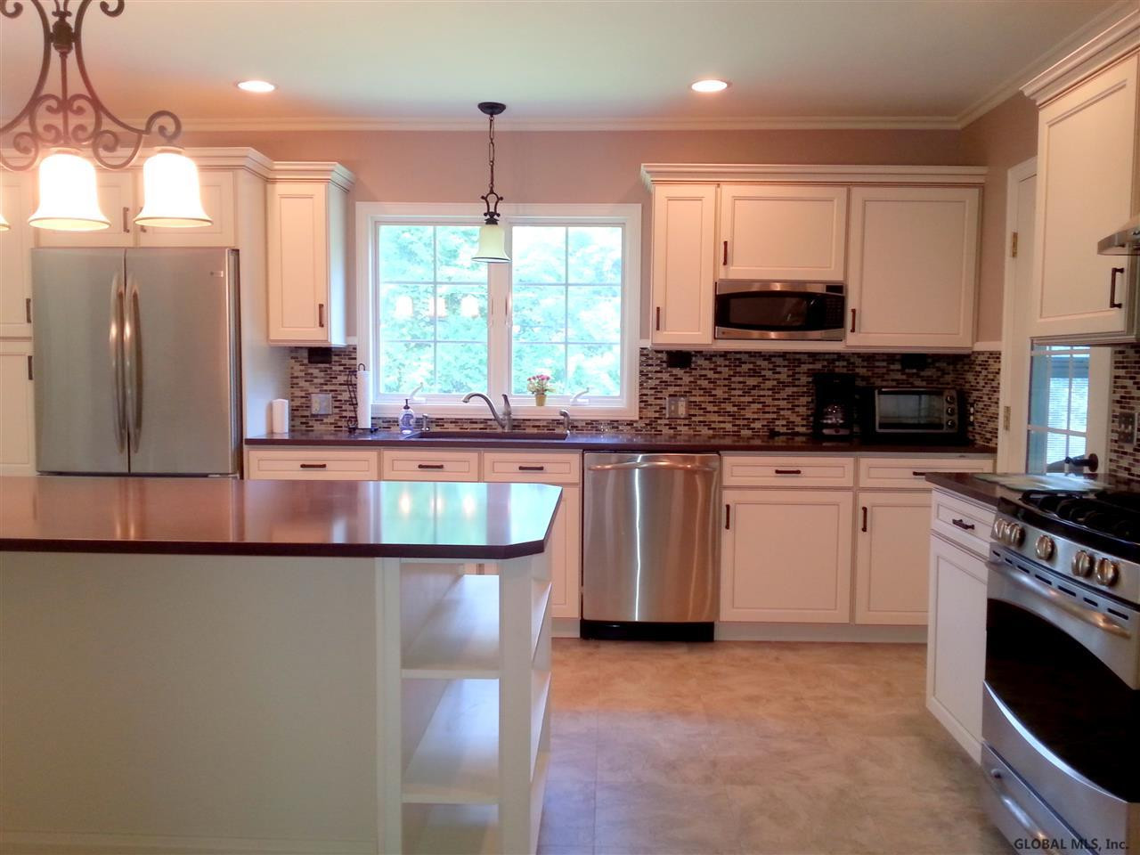 18 Fort Amherst Road Queensbury, NY 12804 - Photo 8 of 23 Photo 8
