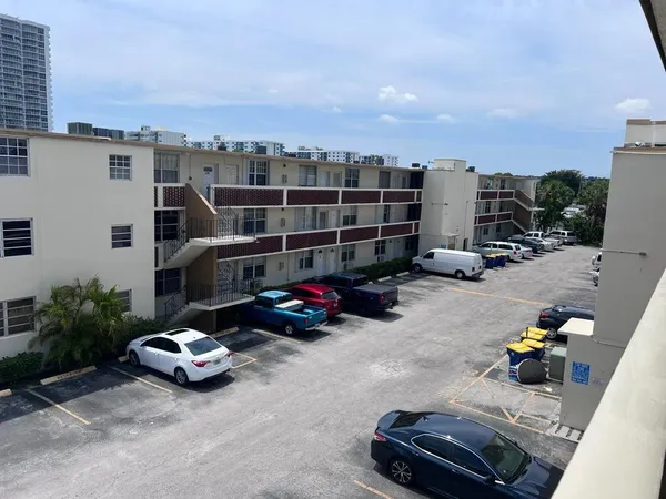 $1,650 | 1800 79th Street Causeway, Unit 109, North Bay Village, FL 33141