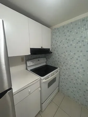 $1,650 | 1800 79th Street Causeway, Unit 109, North Bay Village, FL 33141