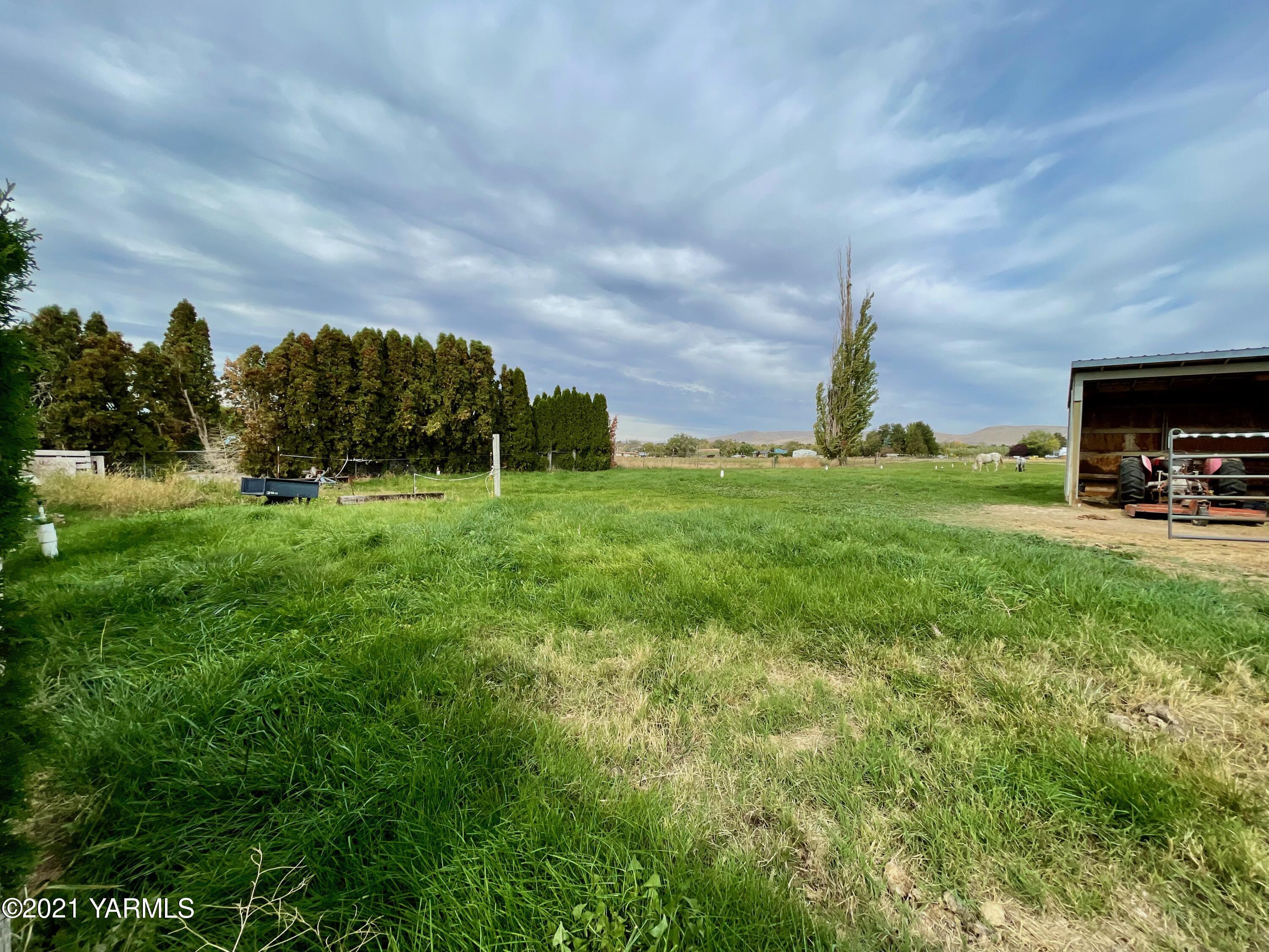 141 East Duffield Road Moxee, WA 98936 - Photo 45 of 46 IMG_7283