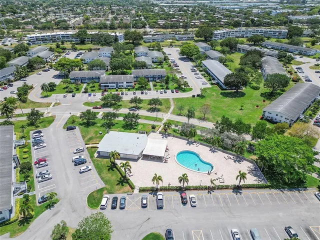 $85,000 | 373 Tilford R, Unit 373, Deerfield Beach, FL 33442