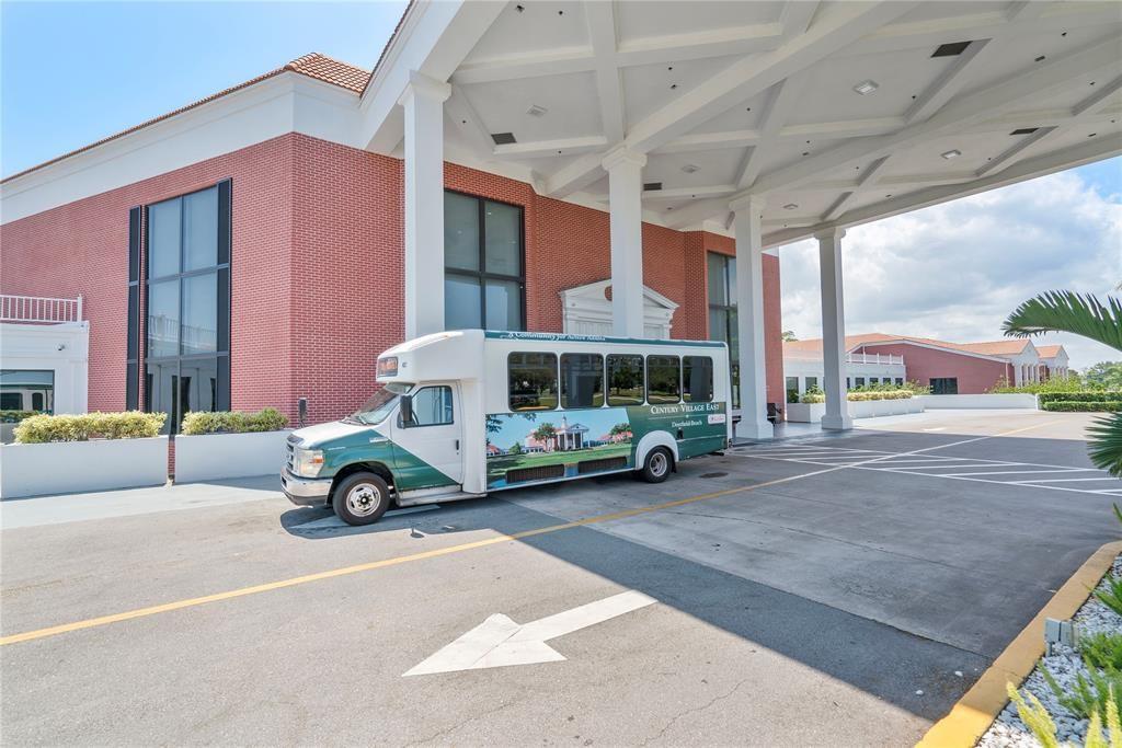 373 Tilford R, Unit 373 Deerfield Beach, FL 33442 - Photo 31 of 36 a car parked in front of a building