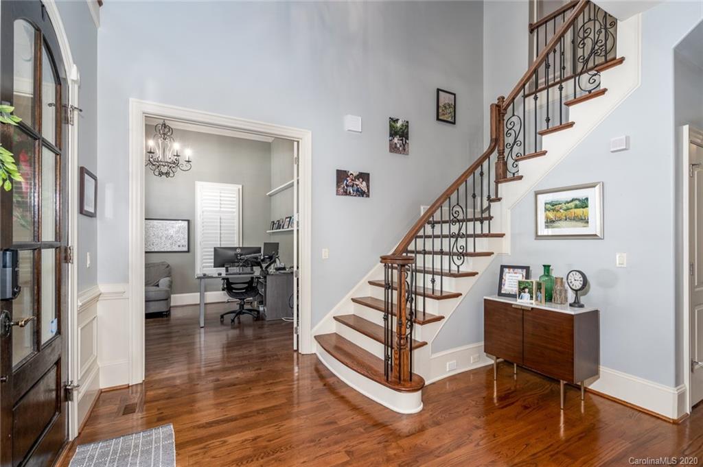 6649 Sharon Road Charlotte, NC 28210 - Photo 4 of 47 Gallery Image 4