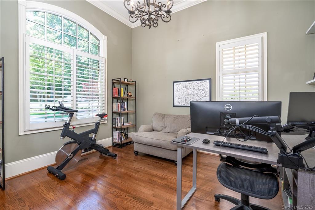 6649 Sharon Road Charlotte, NC 28210 - Photo 5 of 47 Gallery Image 5