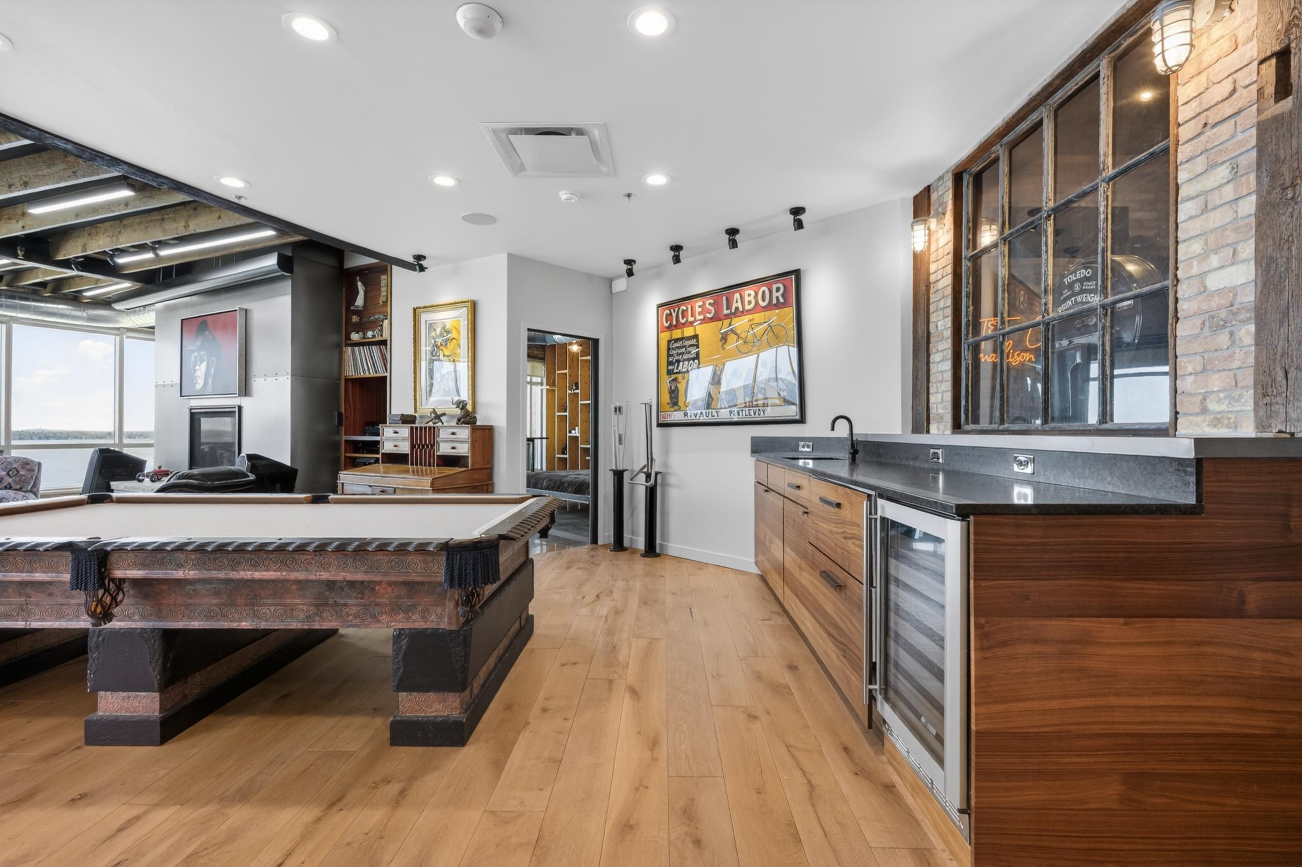 350 South Hamilton Street, Unit 1001 Madison, WI 53703 - Photo 12 of 72