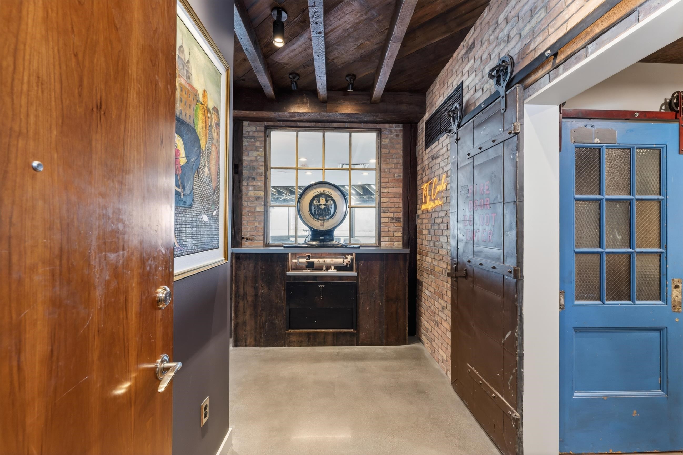 350 South Hamilton Street, Unit 1001 Madison, WI 53703 - Photo 5 of 72