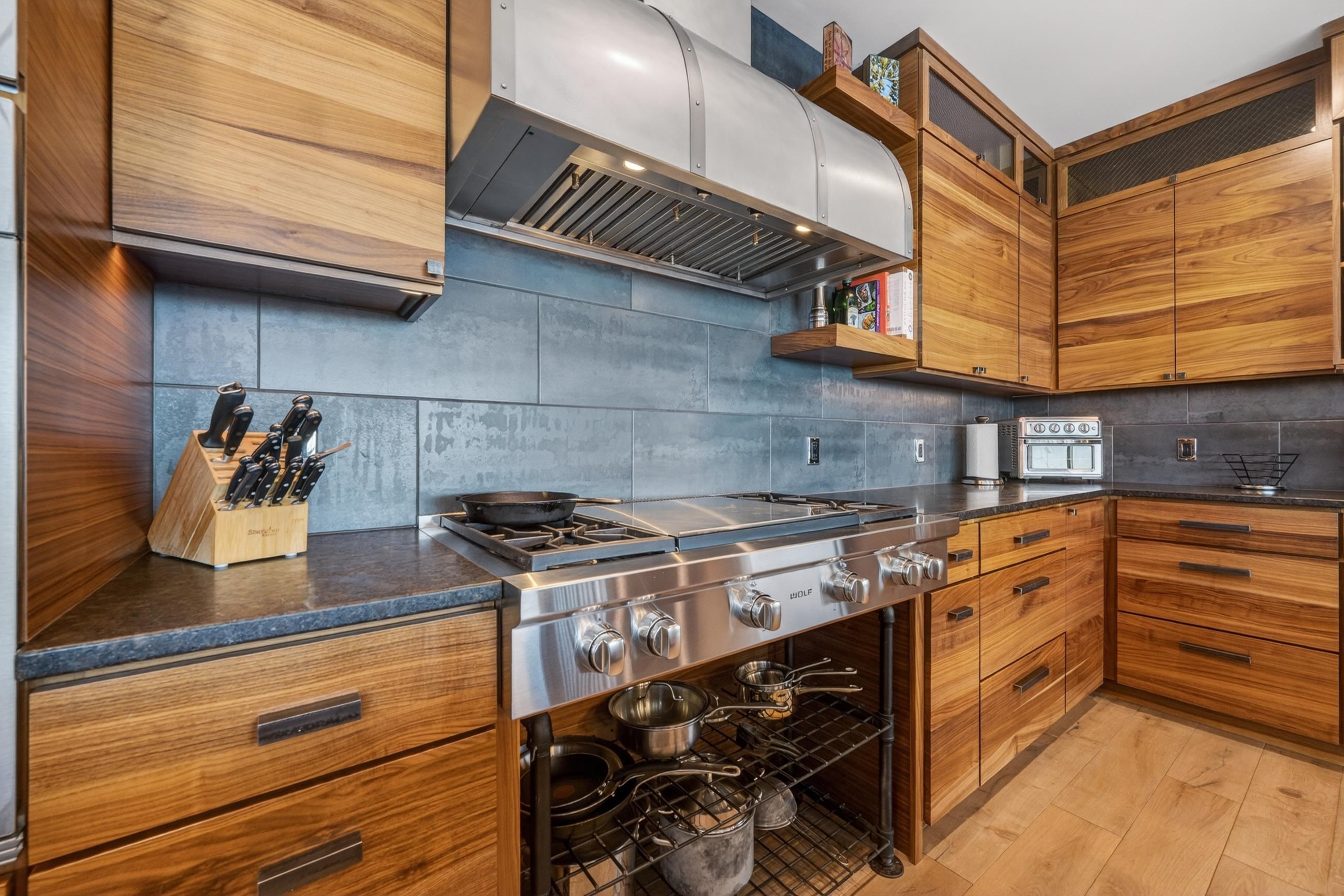 350 South Hamilton Street, Unit 1001 Madison, WI 53703 - Photo 10 of 72
