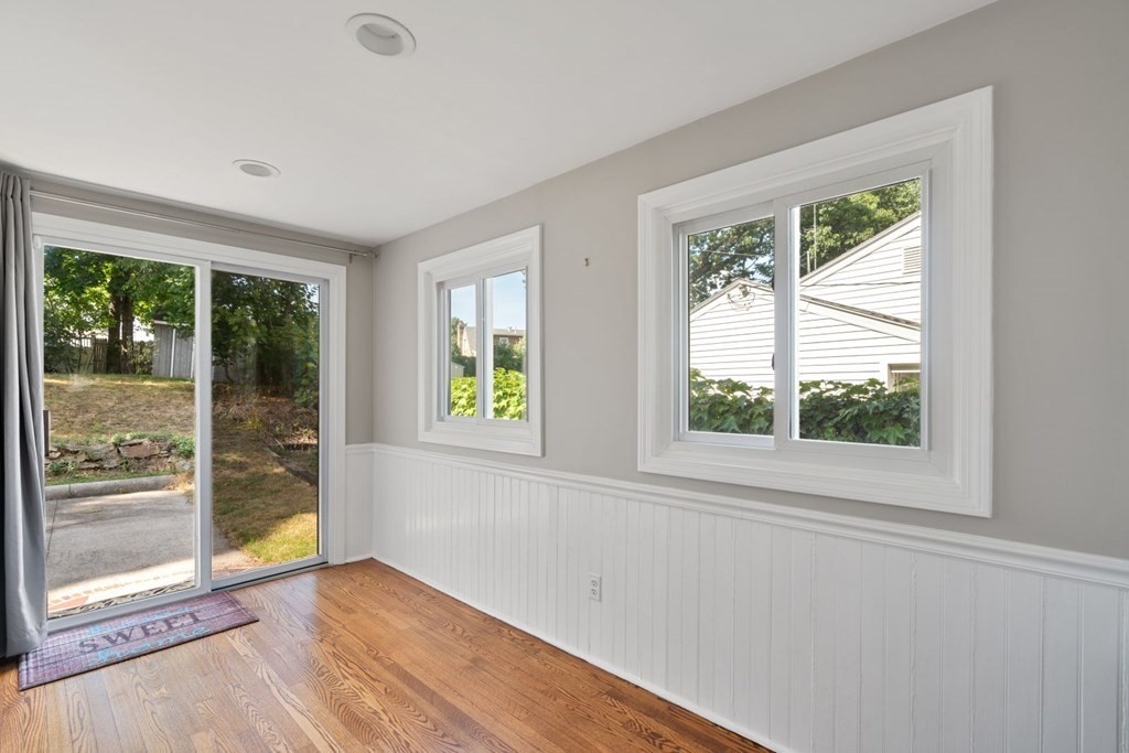 81 Wetherbee Road Waltham, MA 02453 - Photo 16 of 40