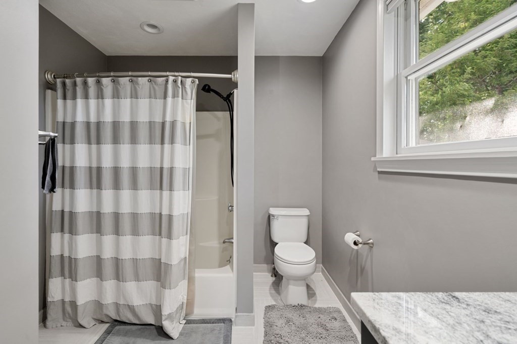 81 Wetherbee Road Waltham, MA 02453 - Photo 20 of 40