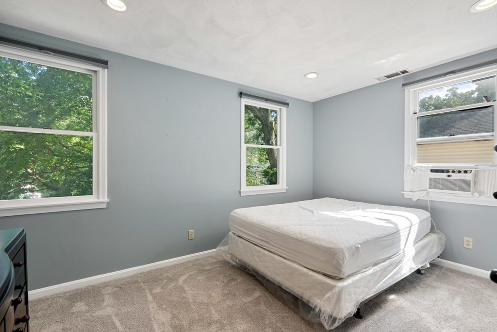 81 Wetherbee Road Waltham, MA 02453 - Photo 24 of 40