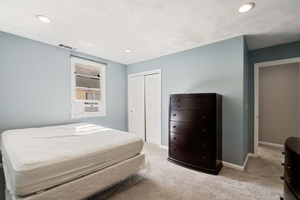 81 Wetherbee Road Waltham, MA 02453 - Photo 25 of 40