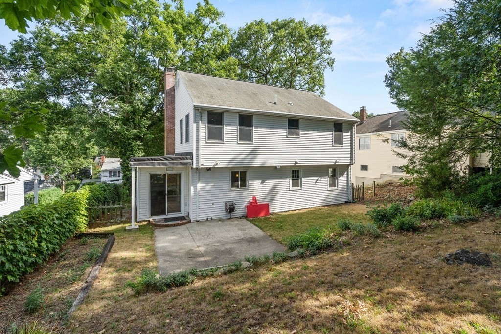 81 Wetherbee Road Waltham, MA 02453 - Photo 32 of 40