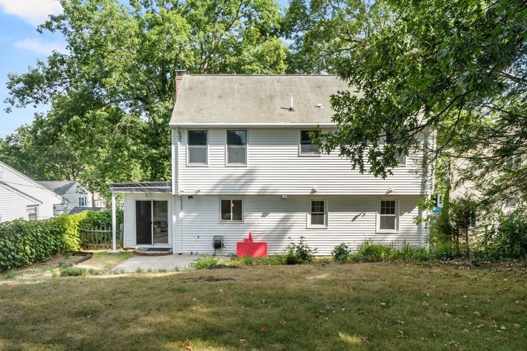 81 Wetherbee Road Waltham, MA 02453 - Photo 33 of 40